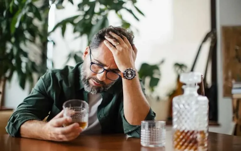 What To Expect From Alcohol Detox?